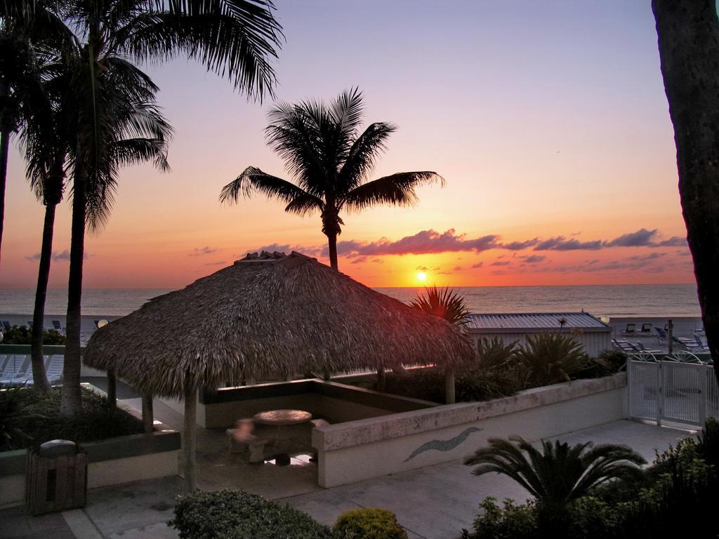 Golden Strand Resort Санні-Айлс-Біч Екстер'єр фото